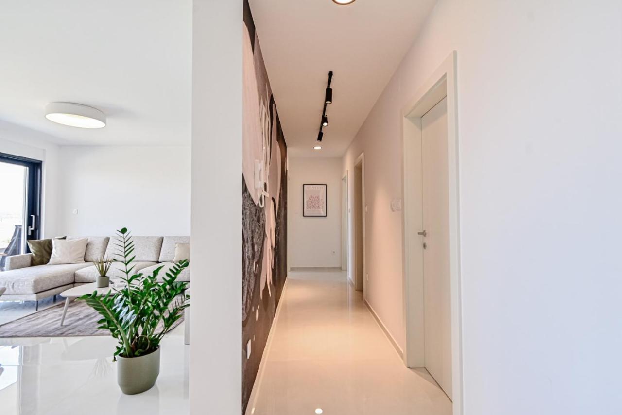 Apartments Sea & Stone Malinska Luaran gambar
