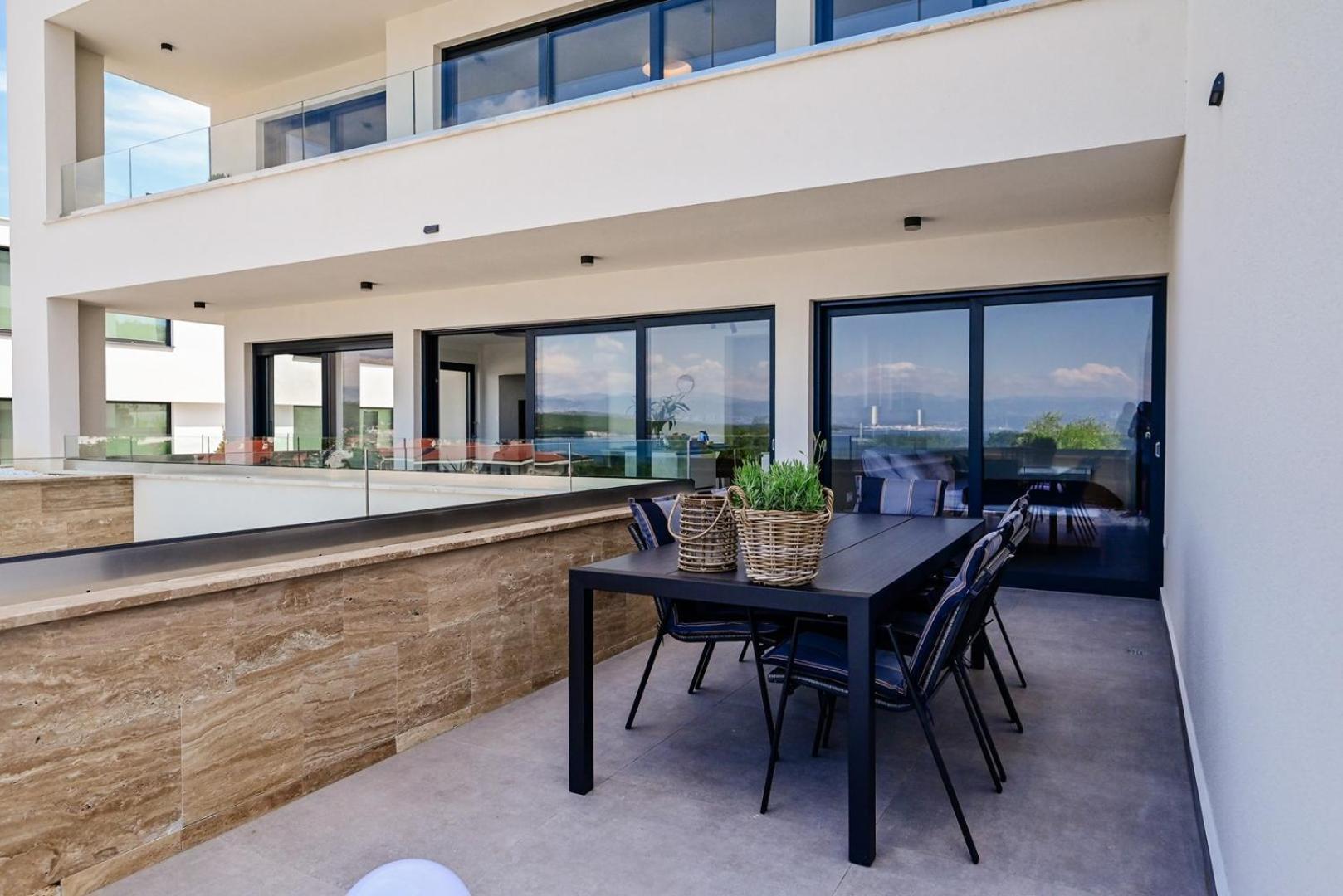 Apartments Sea & Stone Malinska Luaran gambar