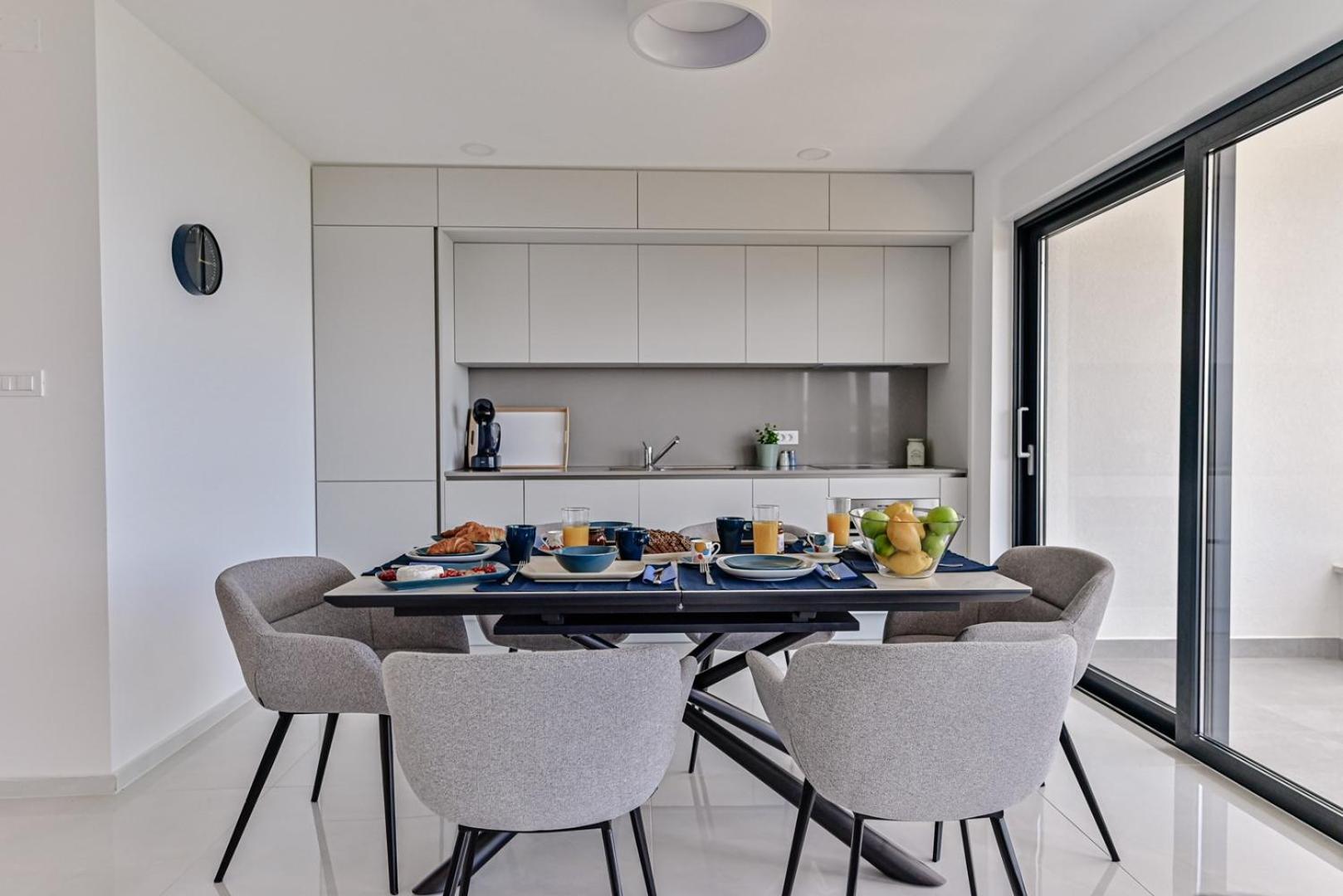 Apartments Sea & Stone Malinska Luaran gambar