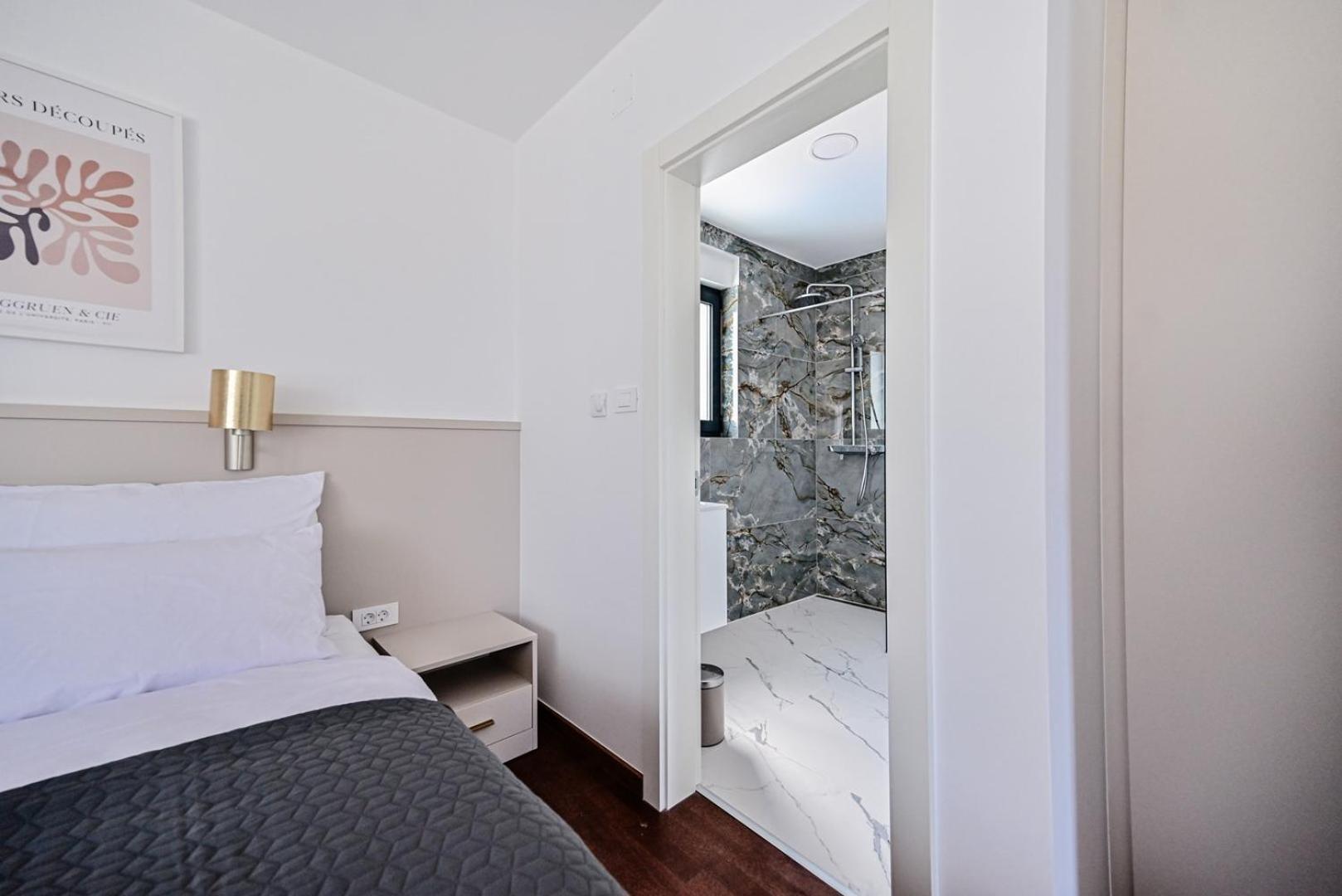 Apartments Sea & Stone Malinska Luaran gambar