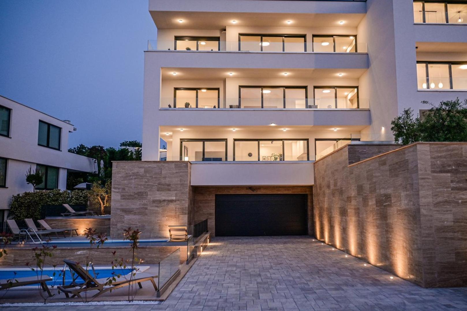 Apartments Sea & Stone Malinska Luaran gambar